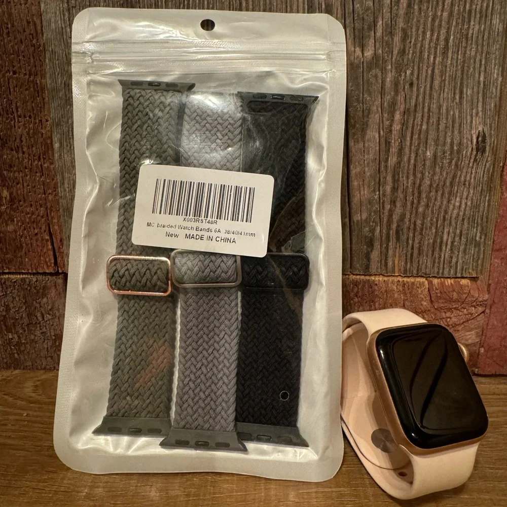 Apple Watch Series 5 w/ 3 extra braided bands and dual charger